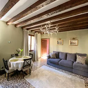 Appartamento Wow 5 Min From San Marco, Venezia
